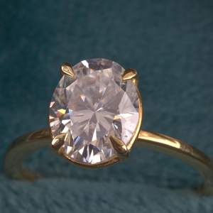 Oval Cut Diamond Unique Style Bridal <b>Set</b> <b>For</b> <b>Women</b> - Product Image 4