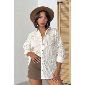 Camisa Casual para Mujer TOPSHOW, Bordada, Mezcla de Algodón y Poliéster, con Diseño Único 1, Disponible en Tallas S, M, L - Product Image 2