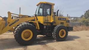 Chargeur frontal Komatsu Wa380-3 pour l'exploitation des carrières utilisé avec les composants du noyau du pare-soleil du moteur Weichai Pompe et moteur - Product Image 3