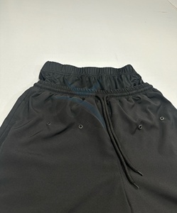 กางเกงขาสั้นมุสลิมชาย Awrah Men's Custom Logo รุ่น Liya Deen กางเกงขาสั้นเบอร์มิวดาชาย 100% โพลีเอสเตอร์ แห้งเร็ว มีเชือกผูก สีดำล้วน สวมใส่สบาย - Product Image 5