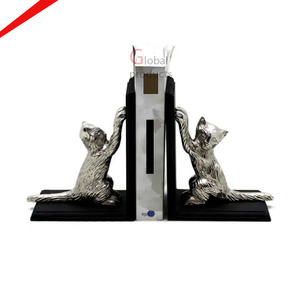 Serre-livres aspect cygne en acier inoxydable à l'aspect moderne en métal fini argenté pour bureau à domicile - Product Image 5