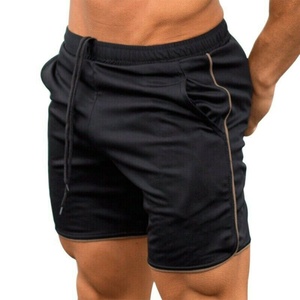 Short personnalisé pour hommes avec cordon de serrage Short de gym à séchage rapide en polyester pour hommes - Product Image 3