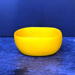 Bol et plat de service décoratifs en résine polie, fabriqués à la main, écologiques, fabriqués en Inde, pour les fêtes - Product Image 6