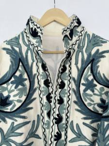 Suzani เสื้อแจ็คเก็ตปักลาย, เสื้อคลุม suzani ผ้าฝ้าย, เสื้อโค้ทแจ็คเก็ตฤดูหนาว, แจ็คเก็ตสั้น suzani, แจ็คเก็ตปักมือสำหรับ - Product Image 3