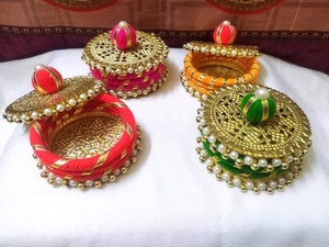 Wedding Favors Cute Mini Gift Box <span class=keywords><strong>Baby</strong></span> <span class=keywords><strong>Shower</strong></span> Bridesmaid Basket Hamper Housewarming Retorno Presente Índia Mehandi Giveaway Haldi - Product Image 2