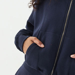 Sudadera Cálida para Mujer con Cierre de Cremallera, Diseño Simple, Servicio OEM, Precio Económico para Pedidos al por Mayor, Ajuste Holgado y Duradero - Product Image 3