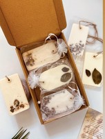 Sachets de Cera Aromática Personalizables Ecológicos - Ambientadores de Cera de Soja 100% con Aceites Esenciales Naturales, Botánicos Secos y Color Personalizado