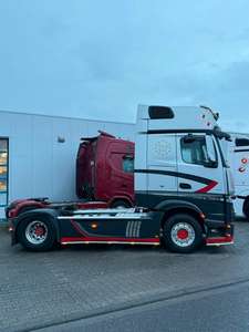 Nuevo Mercedes Benz MP4 1951 con transmisión automática, unidad estándar de tractor/remolque - Product Image 5