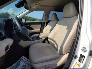 LIMPIO USADO 2023 Toyota Highlander AWD Platinum - Product Image 2