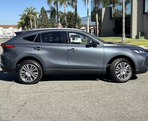 2024ที่เป็นเจ้าของมาแล้วสำหรับเบาะหนังแท้ Venza XLE AWD ระยะต่ำกล้องหลังเกียร์อัตโนมัติคุณภาพสูงซันรูฟซ้าย/ขวา - Product Image 5