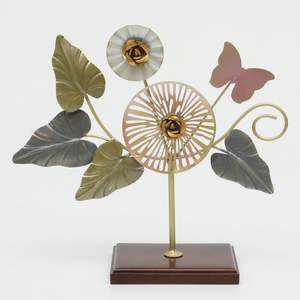 Elegante acento de metal con temática de hojas de Lupin Instalación de mesa duradera para decoración interior del hogar - Product Image 4