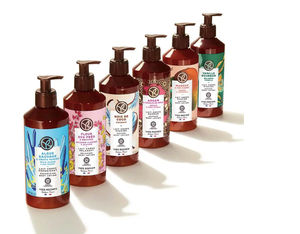 Yves Rochers Loción Corporal Hidratante con Manteca de Karité-Piel Suave y Nutritiva - Product Image 1