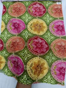 Vestido de lujo estampado elegante de tela de Chinon de viscosa 100% de calidad superior y Material Lehenga para niñas - Product Image 5