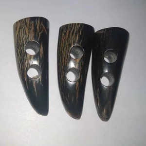 Boutons ronds ovales à 2 trous en corne de buffle naturelle de haute qualité, pour jeans, manteaux, vestes, sacs, couleur noire, logo personnalisé, décoration - Product Image 1