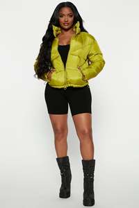 Women's Winter Crop Top Jacket <b>Thick</b> Padded Waterproof Bubble Puffer Outdoor <b>Quilted</b> Coat in XS Cotton Woven with Fur Decoration - Product Image 2