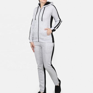 Survêtements pour femmes d'usine, logo personnalisé, survêtement uni, ensemble sweat-shirt, ensemble short 2 pièces, vêtements bon marché pour femmes, fermeture éclair intégrale - Product Image 3