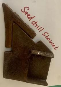 Semoir à graines monté sur tracteur de qualité supérieure pour une plantation efficace des graines dans les champs agricoles, disponible à un bon prix - Product Image 3