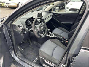 Usado 2017 T * oyota Yaris iA - Product Image 4