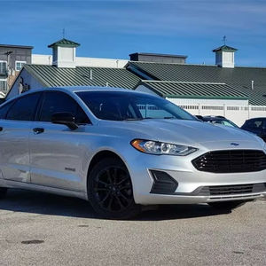 Fus-ion Hyb-rid SE FWD LHD 2019 Usado en Buen Estado - Product Image 1