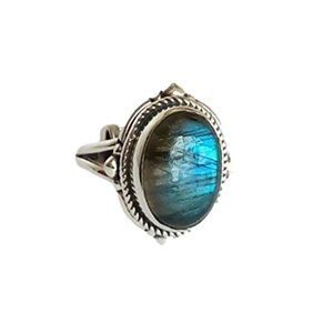 Boho Style <b>Labradorite</b> Oval Shape 925 Sterling Silver Handmade <b>Ring</b> November Birthstone Jewelry Perfect Gift for Her Birthday - Product Image 1