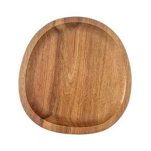 Plateau rond en bois, fabriqué à la main à partir de bois massif naturel avec une finition lisse, idéal pour la décoration de la cuisine et de la salle à manger - Product Image 3