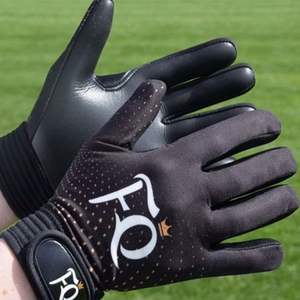 Gants de football gaéliques Logo personnalisé de haute qualité Cuir synthétique confortable Haute adhérence - Product Image 1