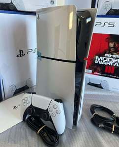 เครื่องเล่นเกม PlayStation5 SLIM รุ่นพรีเมียม แบบใส่แผ่นและดิจิทัล ความจุ 2TB + คอนโทรลเลอร์ 2 ตัว + เกมฟรี 10 เกม บรรจุในกล่องอย่างแน่นหนา - Product Image 2