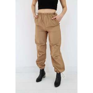Pantalon parachute élastique camel - Camel - Product Image 3