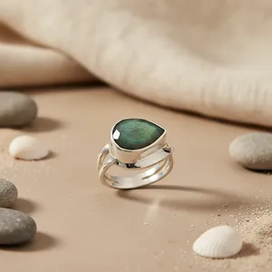 Bague de fiançailles classique en argent 925 avec pierre naturelle verte, sertie clos, style minimaliste, pour femme, à porter au quotidien, cadeau - Product Image 2