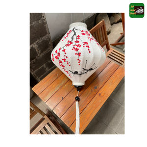 Lanterne en soie fabriquée à la main à partir de soie lisse et de bambou éclairage décoratif pour les vacances ou les événements culturels made in Vietnam - Product Image 6