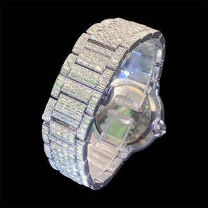 Reloj de Cuarzo de Lujo Eclipse de 42 mm, Caja Completamente Adornada con Cristales, Correa de Acero Inoxidable, Fecha Automática, Resistente al Agua 3BAR, Unisex, Estilo Hip-Hop - Product Image 2