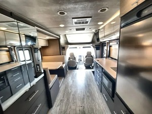 PROVEEDOR de Autocaravana Usada T h o r Motor Coach <span class=keywords><strong>Com</strong></span> pass 24TF Clase B+ del 2018 en Venta - Product Image 4