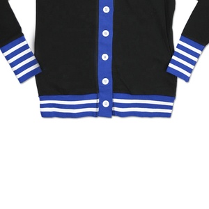 Pulls en laine et cachemire décontractés d'hiver personnalisés avec boutons et décorations appliquées - Product Image 5