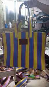 Sacs à rayures tissés en nylon sur mesure disponibles dans un assortiment de couleurs vives pour le shopping et les promotions - Product Image 6