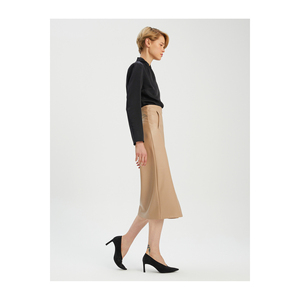 Jupe en similicuir pour femme BGN avec fente, modèle W24S124, Turquie - Product Image 3