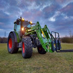 Venta al por mayor Fendt 211 Vario Tractor Comprar Entrega rápida Premium Quality Farm Tractor Opciones nuevas y usadas para el trabajo agrícola - Product Image 2