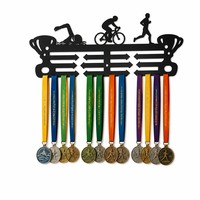 Support mural pour médailles de triathlon, présentoir de médailles en métal découpé au laser avec design de nageur, cycliste, coureur, cadeau pour les triathlètes
