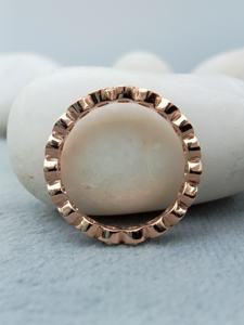 Lujoso anillo de diamantes de moissanita personalizado 925 plata y oro de 18 quilates banda de boda con configuración de pavé Idea de regalo de moda - Product Image 3