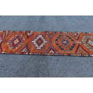 Alfombra Vintage de 2.9x11.7 pies, Alfombra Persa Roja Turca - Product Image 3