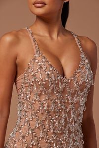 Impresionante Vestido Mini Ajustado Sin Mangas con Cristales Desnudos, con Sujetador Incorporado, Base de Malla Ilusoria, Diseño Ecológico - Product Image 4