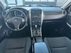 Grand Vitara II Restyling 2012, faible kilométrage, moteur silencieux, transmission automatique, toit ouvrant panoramique, phares à LED - Product Image 3