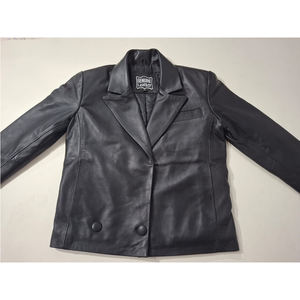 Vestes en cuir pour femmes de haute qualité, logo personnalisé, respirantes, coupe-vent, boutons embossés, réversibles, écologiques, fines, automne-hiver - Product Image 1