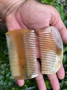 Peine Desenredante Antiestático de Dientes Anchos Hecho a Mano con Cuerno de Búfalo Natural Pulido para el Cuidado del Cabello Grueso, Rizado y Largo - Product Image 3