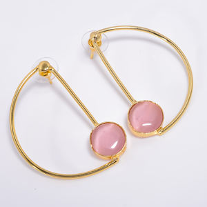 Belles boucles d'oreilles en laiton plaqué or 14k pour femmes et filles boucles d'oreilles de mode fournisseurs de bijoux faits main bijoux personnalisés - Product Image 1