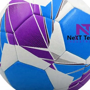 Pelota de partido profesional de Next Tech cosida a mano para fines de partido con diseño personalizado y logotipo personalizado - Product Image 2
