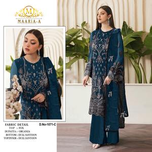 Costume pakistanais de créateur en fausse georgette lourde avec séquence de broderie pour mariage et fête - Product Image 3