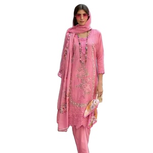 Nouvelle collection de coton Dupatta avec broderie et impression numérique Vente en ligne de vêtements indiens et pakistanais - Product Image 1