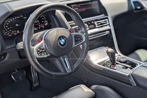 Auto Usado Confiable, BMW M8 Coupé 2020, ~21,600 Millas, Motor V8 Twin-Turbo de 600 hp - Product Image 3