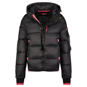 Poignets élastiques exclusifs Adventurewear femmes veste bouffante poches à glissière durables veste de vêtements d'hiver avec patchs personnalisés - Product Image 6