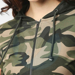 เสื้อฮู้ดผู้หญิงพิมพ์ลายพราง - Product Image 5